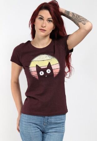 T-Shirt „Sunset Cat“ von watapparel
